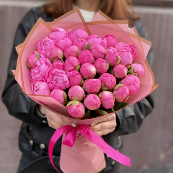 35 розовых пионов Флеминг